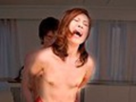 淫乱人妻ノンストップ4Pファック! 絶え間なくチンポをハメられる4Pファックに何度も潮吹き絶頂! 松嶋友里恵 サンプル動画サムネイル